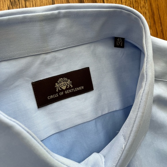 Circle of Gentlemen// Blue Dress Shirt // 45R, 17 3/4 // Like New - Picture 3 of 4